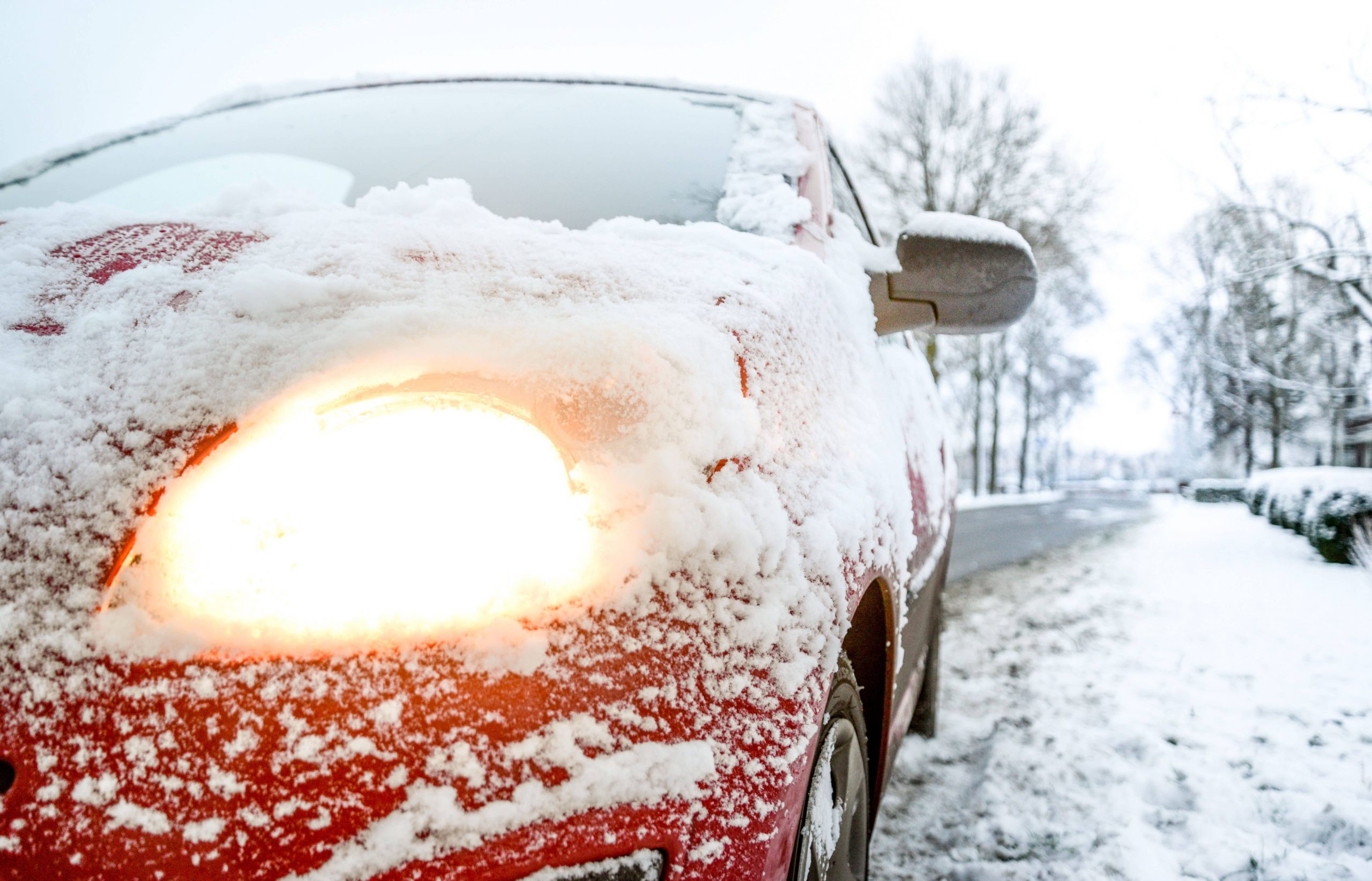 Comment mettre des chaussettes à neige sur ses pneus ?