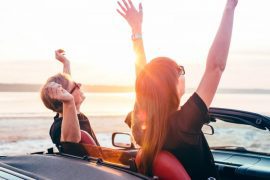 Route de nuit - Ah, le bon temps où l'on accessoirisait sa voiture !