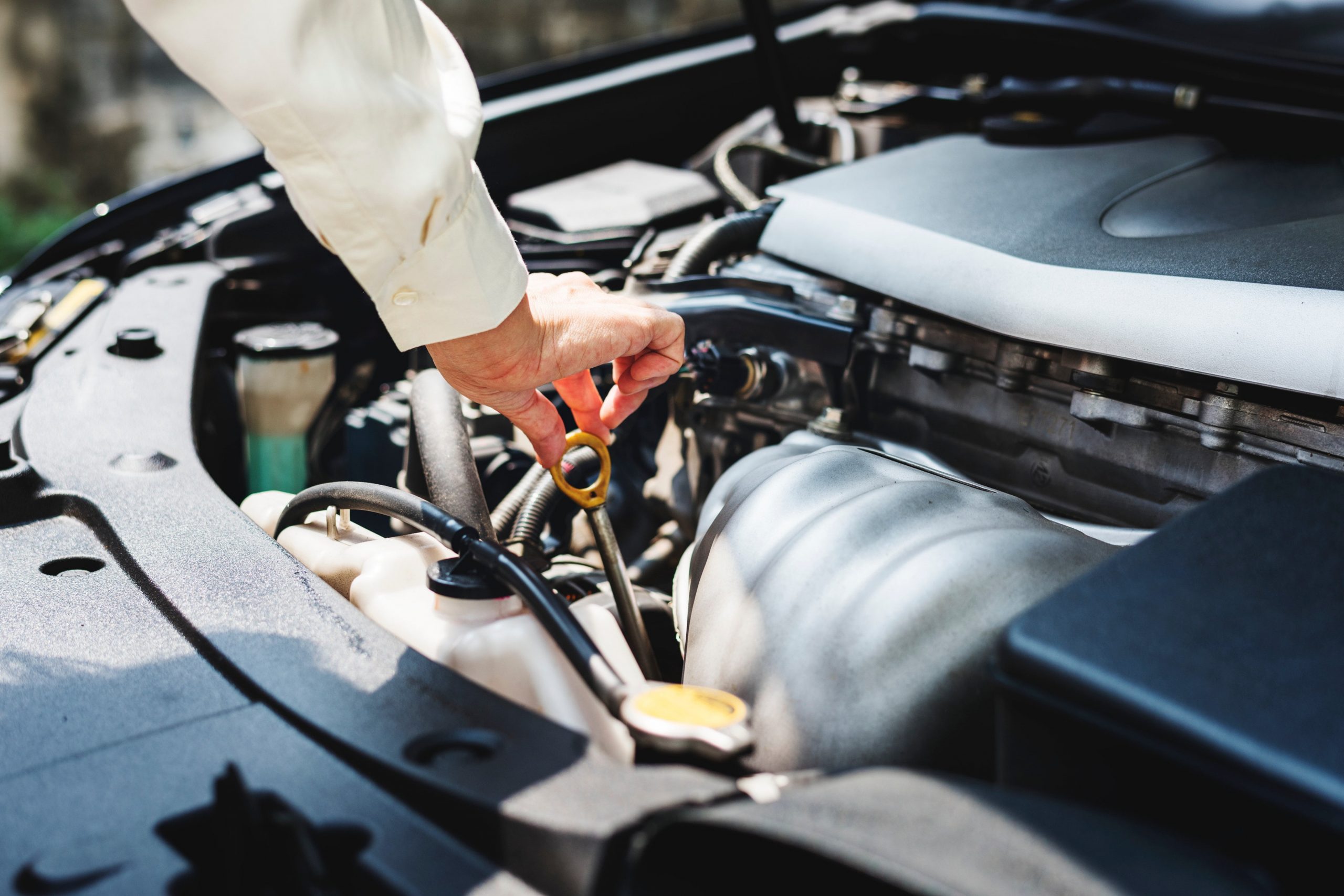 Huile de moteur : laquelle est la mieux adaptée pour mon auto ?